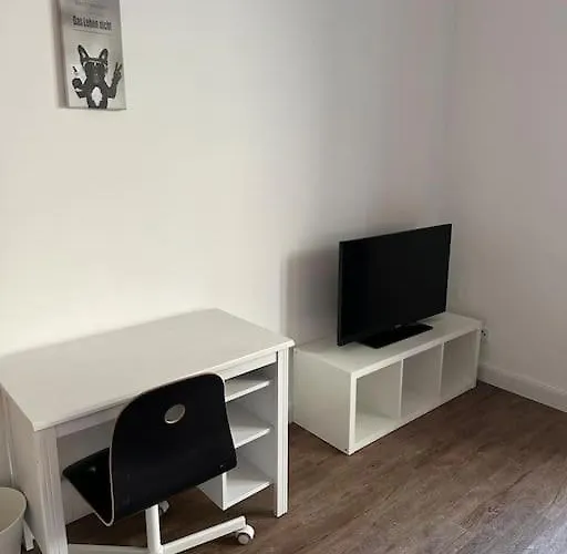 Apartment Charmante In Uni Nähe *